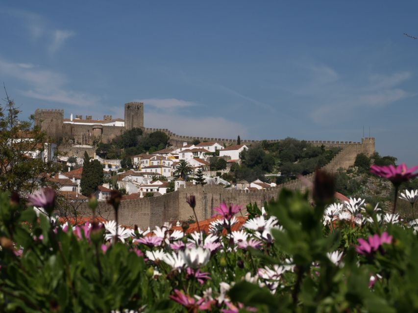 From Lisbon to Porto in Transit Full Day Tour - Batalha: Monastery Visit