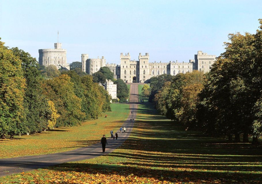 From London: Stonehenge Inner Circle and Windsor Day Trip - Shopping Opportunities