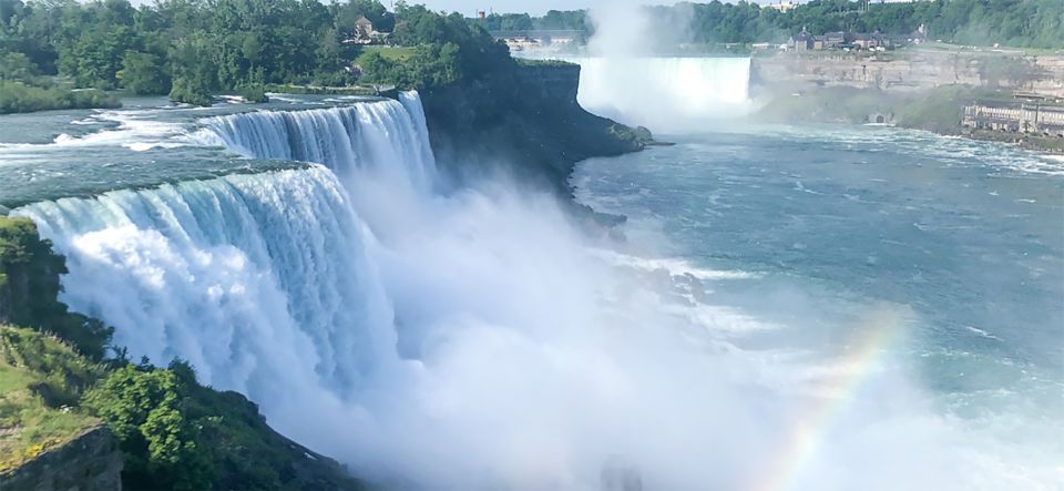 From NYC: 1-Day Niagara Falls Tour - Arrival and Sightseeing