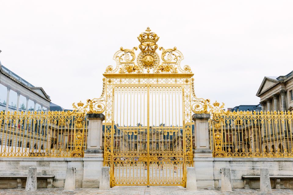 From Paris: VIP Versailles Bike Tour W/ Skip-The-Line Access - Picnic Lunch by Grand Canal