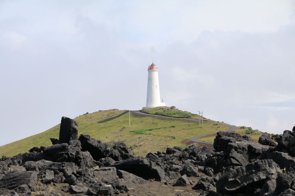 From Reykjavik: Private Reykjanes Peninsula & Blue Lagoon - Blue Lagoon Spa Option