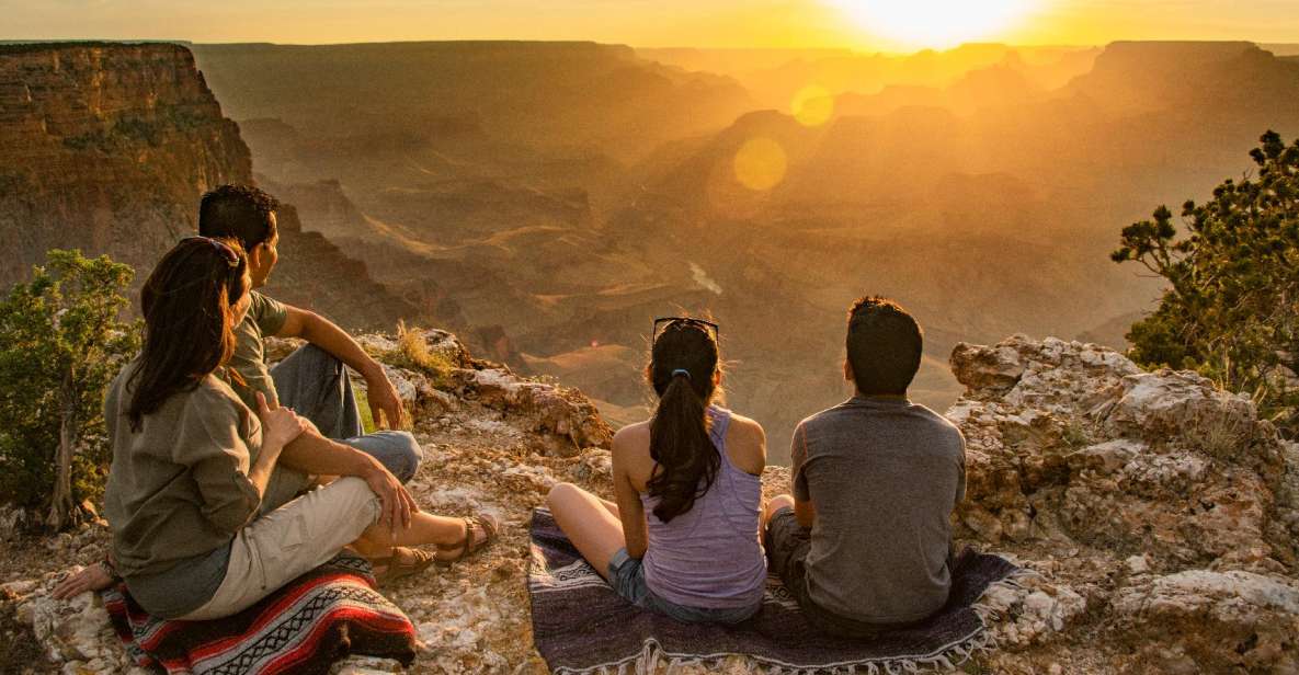 From Tusayan: Grand Canyon Desert View Sunset Tour - Capturing Stunning Photographs at Sunset