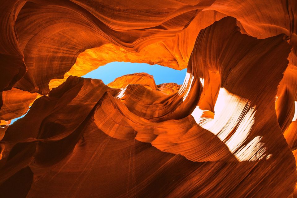 From Vegas: Lower Antelope Canyon, Horseshoe Bend & Lunch - Navajo Nation Permit and Cultural Insights