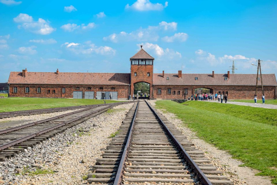 From Warsaw: Guided Tour to Auschwitz-Birkenau and Krakow - Meeting Point and Transportation