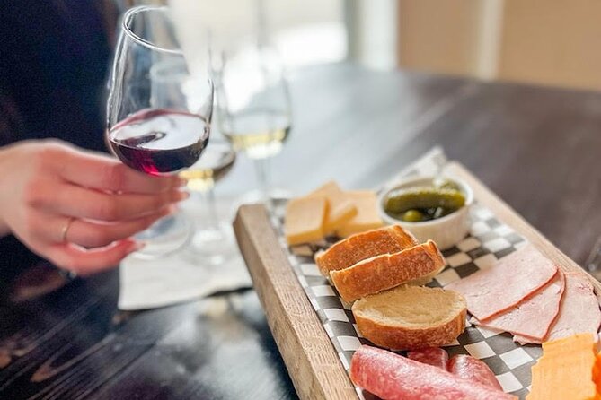 Full-Day Niagara-On-The-Lake Guided Wine and Charcuterie Tour - Inclusions and Amenities