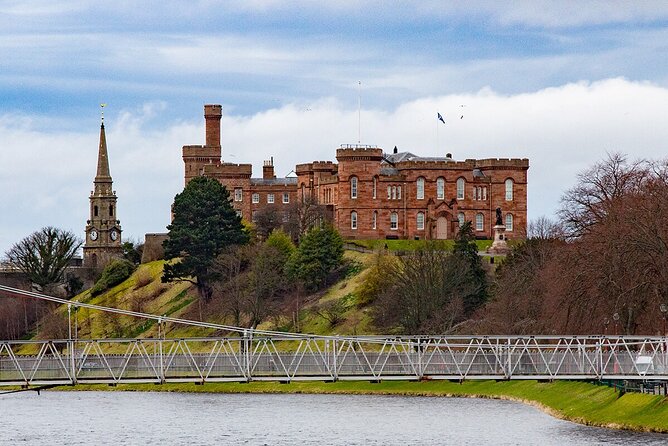 Full-Day Private Tour to Urquhart Castle Loch Ness and Inverness - Traveler Recommendations