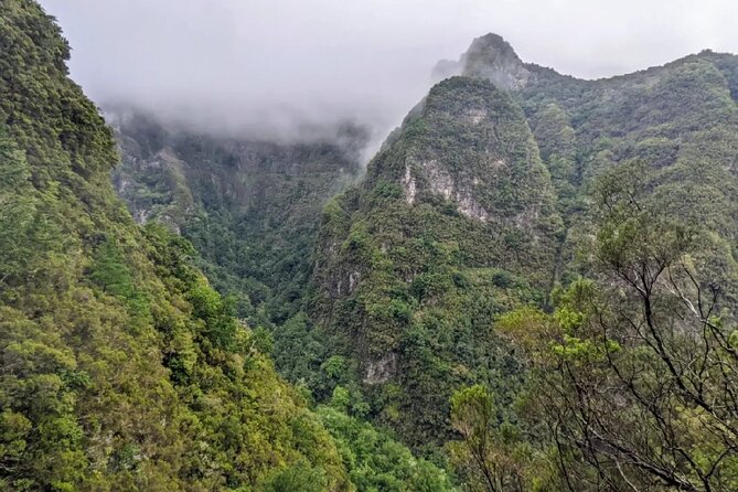 Full-Day Self Guided Hike in Caldeirão Verde Levada - Hiking Recommendations