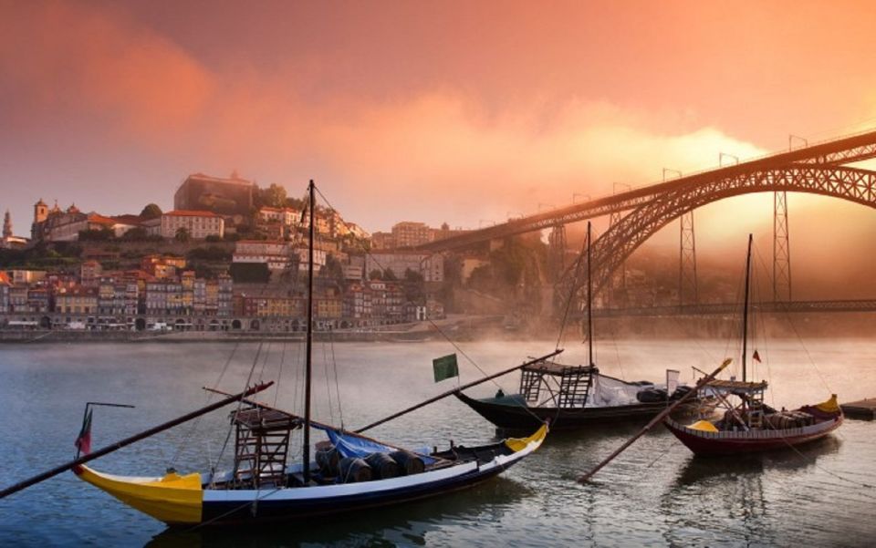 Full-Day Tour to Porto From Santiago De Compostela - Visiting the Douro Riverside