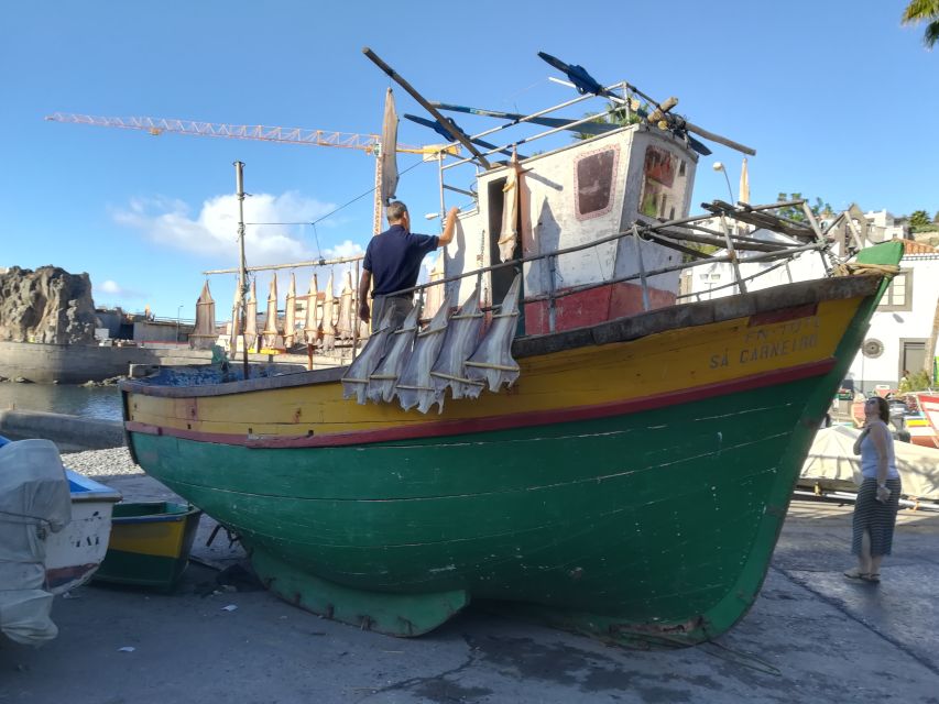 Funchal: Câmara Lobos & Girão Sea Cliff Half-Day Jeep Tour - Languages