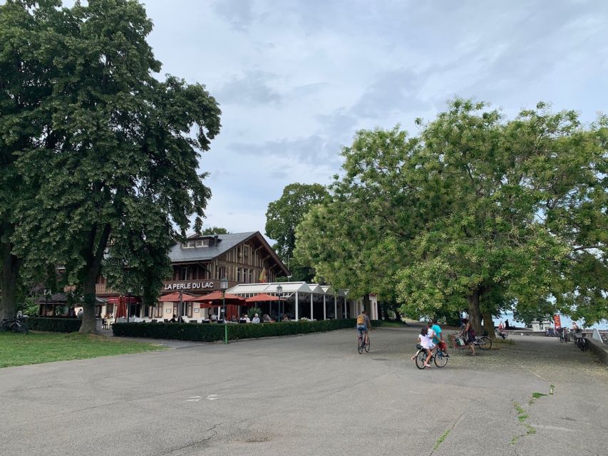 Geneva Lakeside Stroll: A Self-Guided Audio Tour - Genevas Rich History and Culture