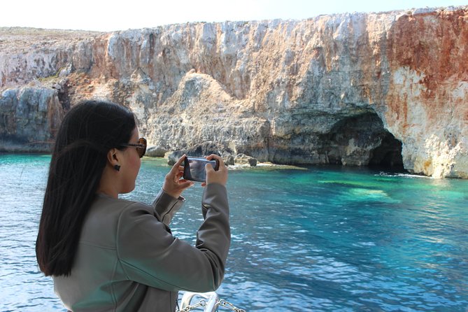 Gozo and Comino Islands: Blue Lagoon, Crystal Lagoon & Caves - Comino Sea Caves Exploration