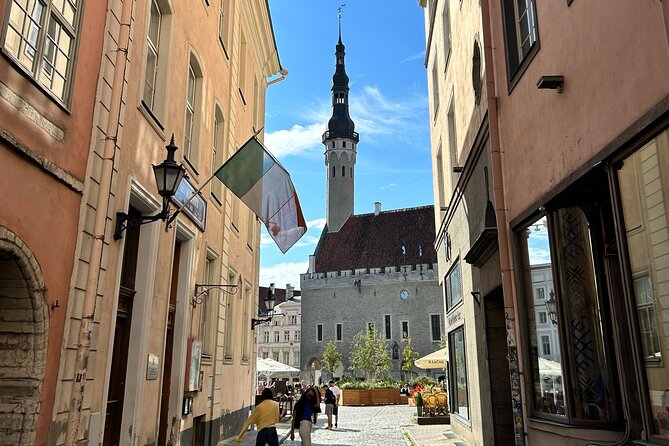 Guided Old Town Tallinn Historical Walking Tour - Exploring Old Town Tallinn