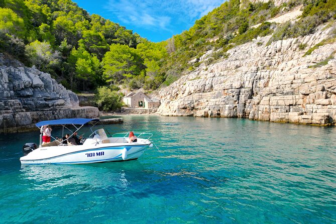 Half-day Speedboat Tour: Explore Hidden Gems of Hvar Island - Panoramic Cruising