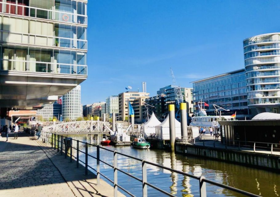 Hamburg: Private Tour UNESCO Speicherstadt and HafenCity - Modern Architecture in HafenCity