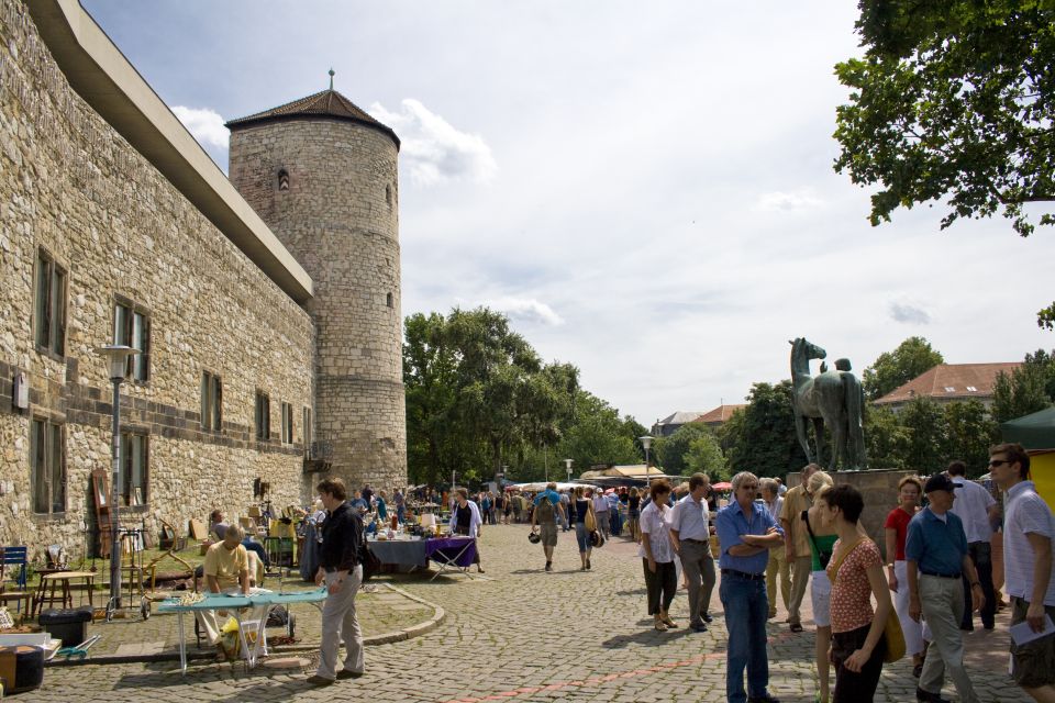 Hannover: Guided Old Town Walking Tour - Meeting Point