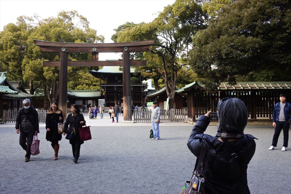 Highlights of Tokyo Private Tour With a Licensed Guide - Asakusa