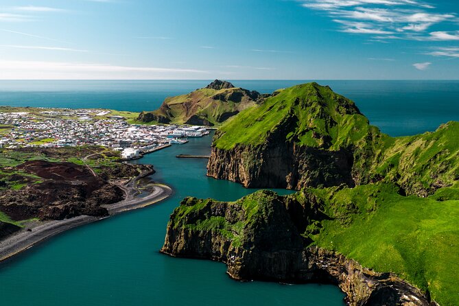 Highlights of Vestmannaeyjar - Guided by Ebbi - Sprangan Sport Experience