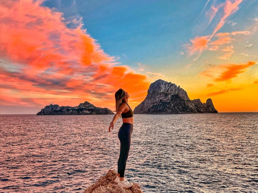 Ibiza: Combo Boat Trip, 4x4 Safari and Es Vedra Sunset Hike - Es Vedra Sunset Hike