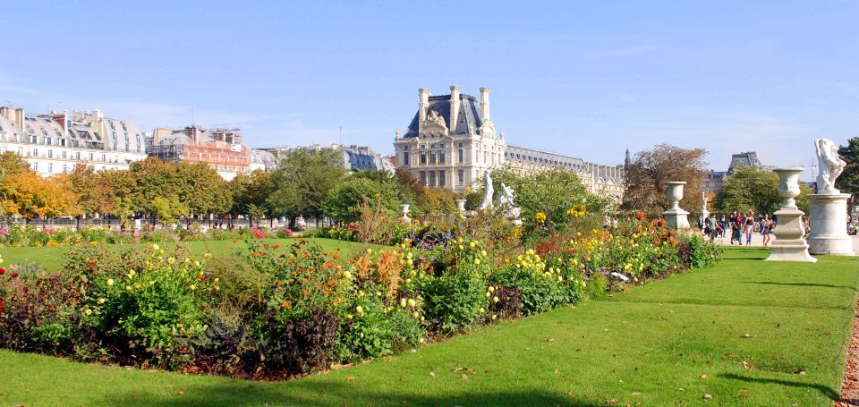 Inside the Louvre Museum and the Tuileries Garden Tour - Strolling the Tuileries