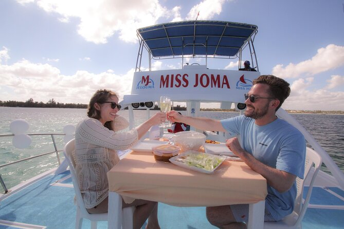 Jelouma Party Boat Bavaro Punta Cana - Unique Features