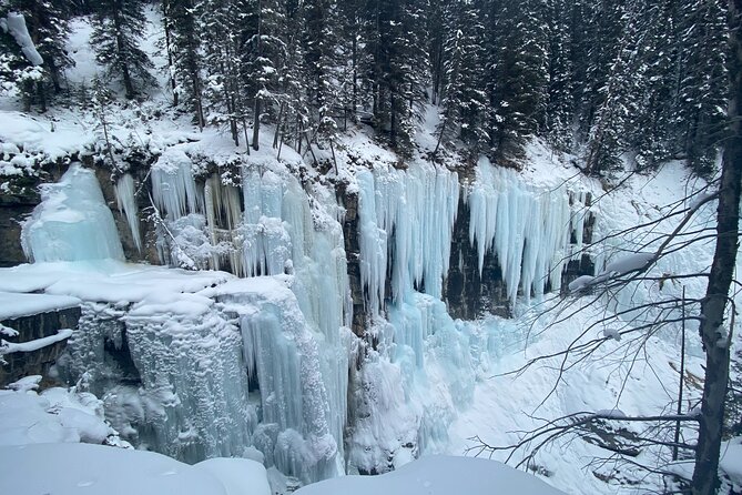 Johnston Canyon Private Guided Icewalk - Directions to the Trailhead