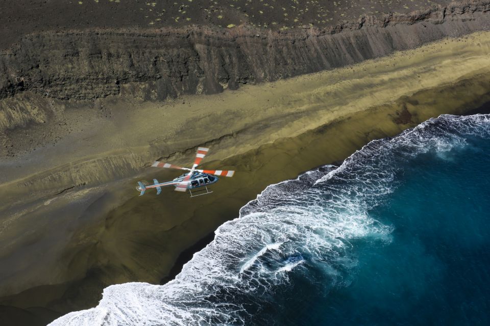 Kailua-Kona: Volcano and Kohala Landing Helicopter Tour - Meeting and Boarding Information