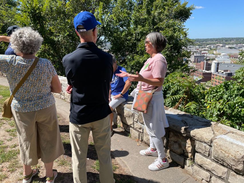 Kansas City: Steamboats, Gangsters & Lady Bosses - Concluding Streetcar Ride