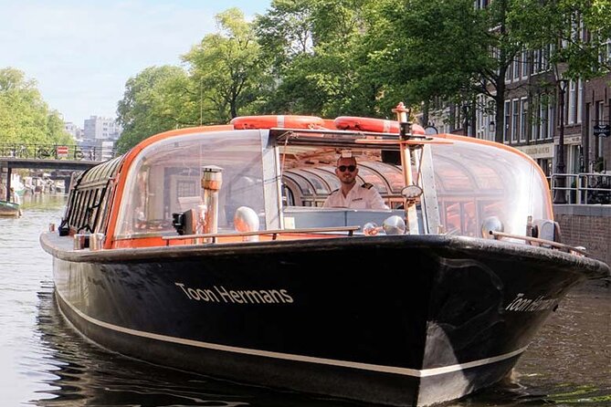 Keukenhof, Flower Fields, Volendam and Zaanse Schans Small-Group Tour - Transportation and Amenities