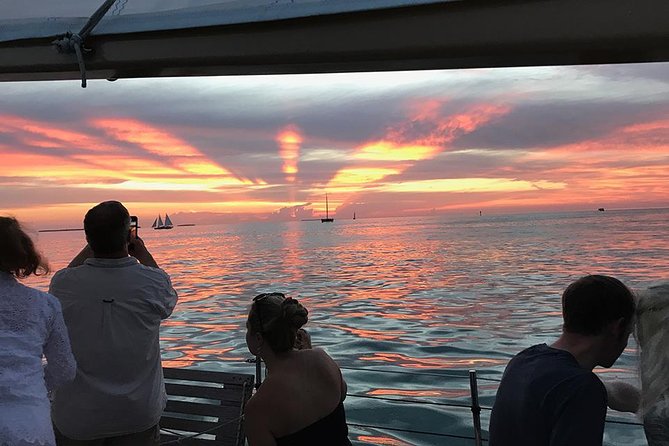 Key West Small-Group Sunset Sail With Wine - Sunset Scenery