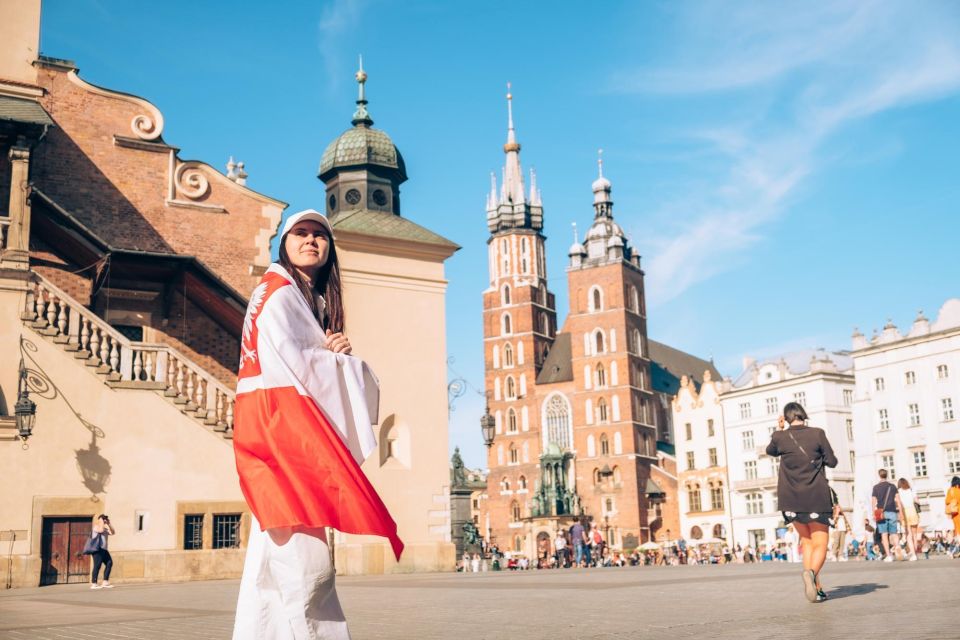 Krakow: Private Exclusive History Tour With a Local Expert - Iconic Landmarks Explored