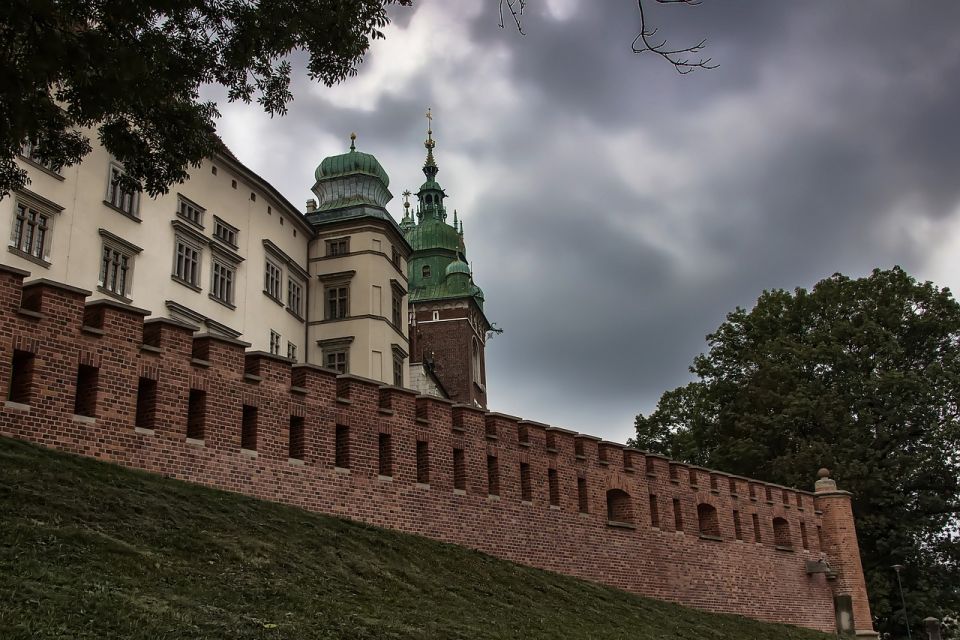 Krakow: Wawel Royal Hill Guided Tour - Booking Information