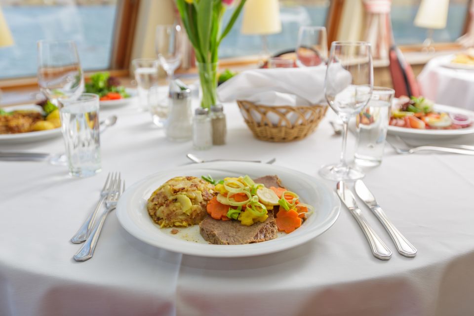 Krems: Wachau Valley River Cruise With 3-Course Meal - Meeting Point