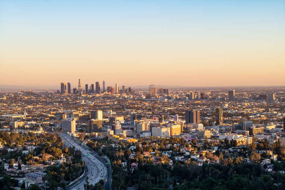 LA VIP Tour : Beverly Hills, Sunset Strip, & Hollywood Sign! - Capture Iconic Locations