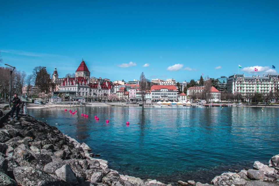 Lausanne: Insta-Perfect Walk With a Local - Discover Charming Neighborhoods and Alleyways