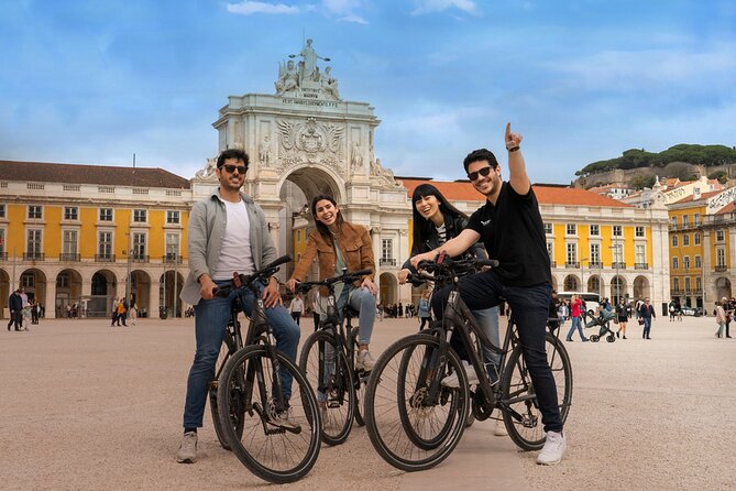 Lisbon 360º Guided Tour: Boat Trip, Bike, Walk & Yellow Tramway - Yellow Tramway Experience