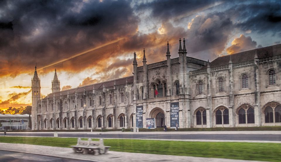 Lisbon: Full-Day City Tour With Cable Car Ride - Exploring São Jorge Castle