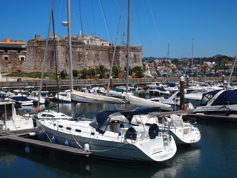 Lisbon: Full-Day Sailing Tour to Cascais Bay - Meeting Point