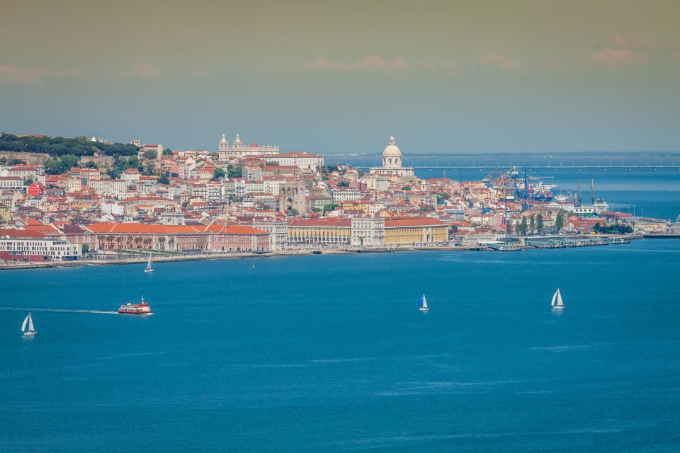 Lisbon: Hop-on Hop-off Bus & River Cruise - Cancellation Policy and Departure Points