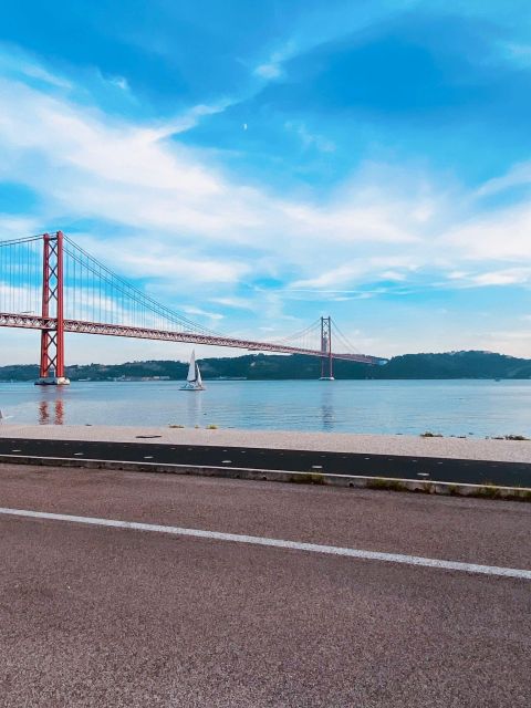 Lisbon : Private Tour With a Local Guide - Recommendations and Important Information