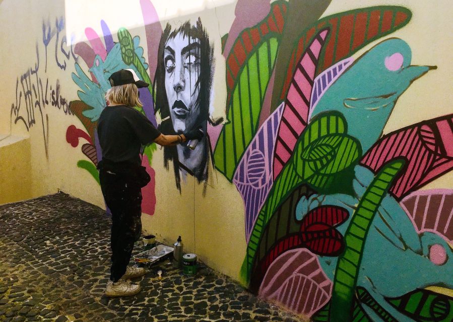 Lisbon: Street Art Tour - Start Location and Duration