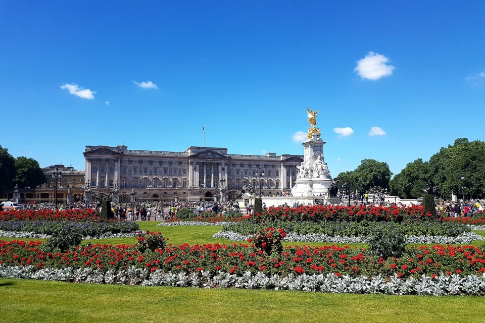 London: 30 London Sights Guided Walking Tour - Meeting Point