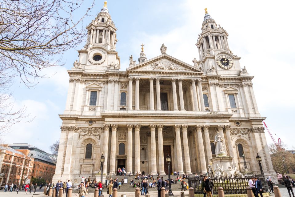 London: St Pauls Cathedral Entry Ticket - Whispering Gallerys Unique Acoustics