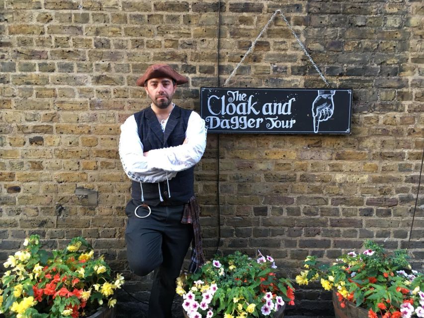 London: the Cloak & Dagger Tour: History Brought to Life! - Exploring Londons Darker Past