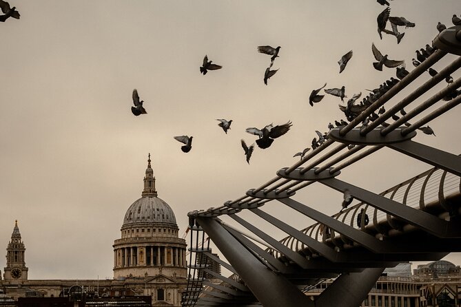 London Through the Lens: Iconic Photo Spots, Hidden Gems & Food. - Tailored Tour Experiences