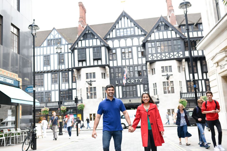 London: Westminster to Covent Garden Personalized Tour - Renowned Political Pub