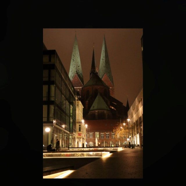 Lübeck: Between Horror and History - True Crime for Halloween - Meeting Point: Holstentor Museum