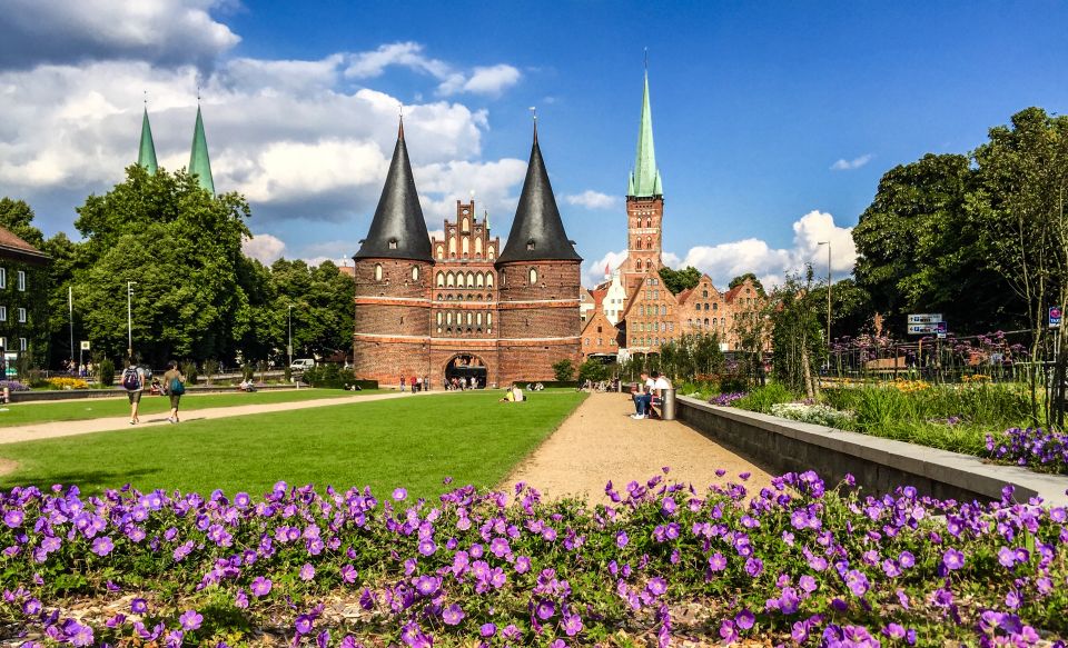 Lübeck: Old Town Highlights Private Walking Tour - Local Traditions and Customs