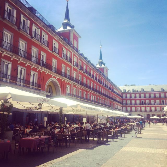 Madrid: Capture the Most Photogenic Spots With a Local - Important Tour Information