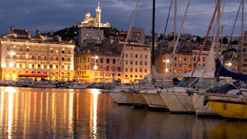 Marseille:Highlights Self-Guided Scavenger Hunt & Tour - Tour Stops and Highlights