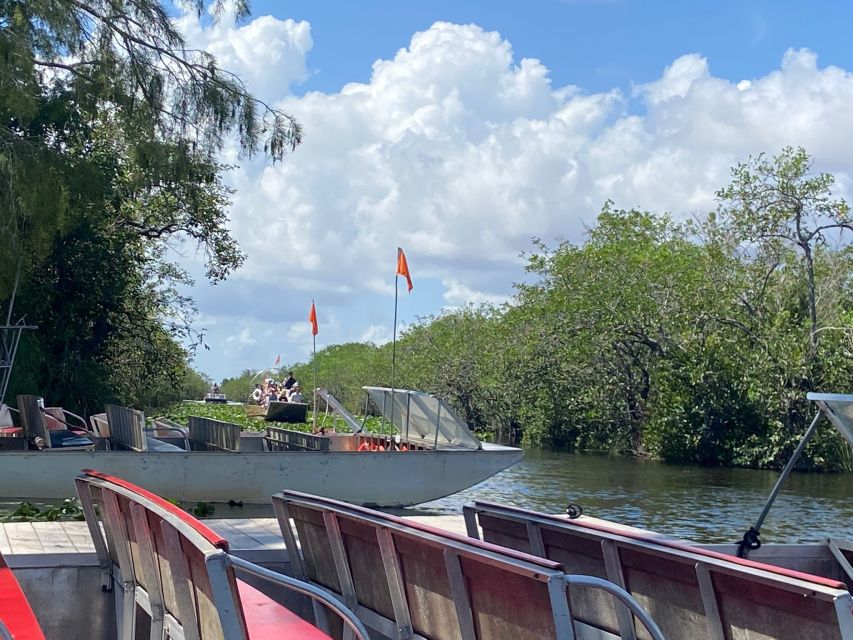 Miami: Half-Day Everglades Tour in English - Capturing Miami Skyline